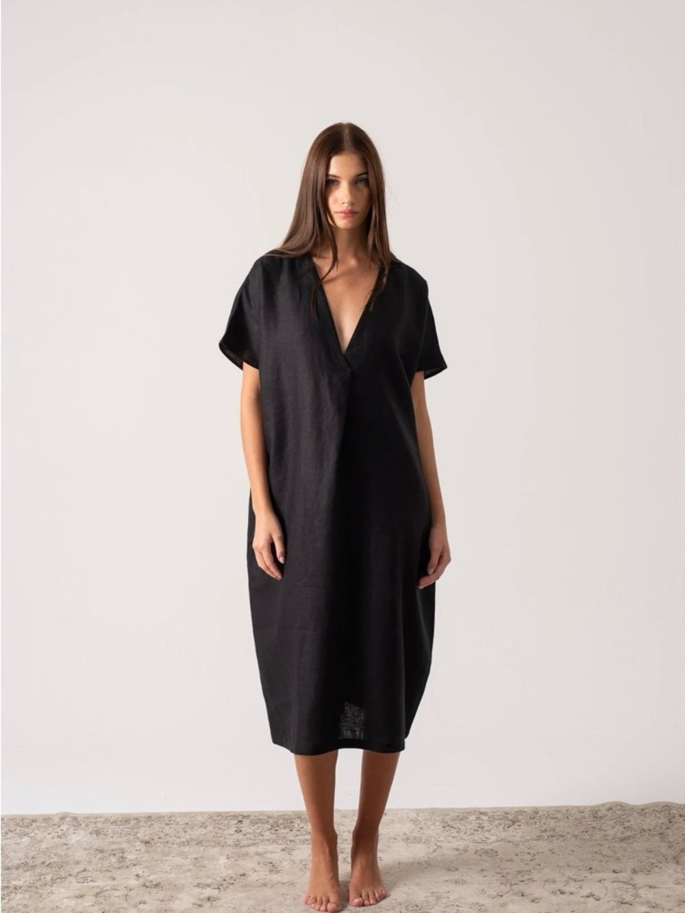Robin Piccone Black V-Neck Midi Shift Dress